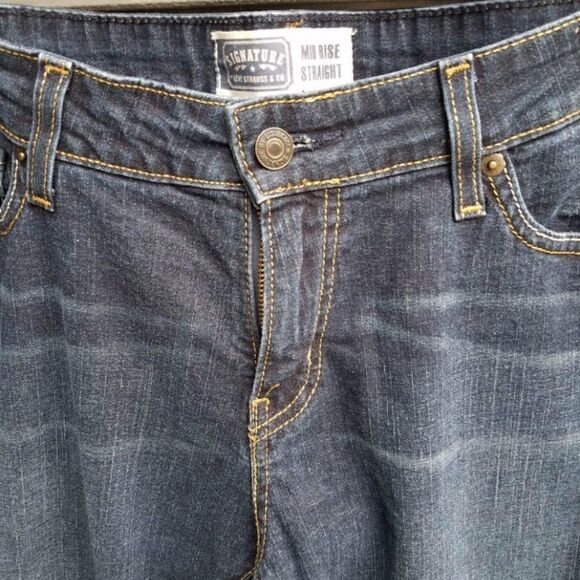 Levi's Signature Mid Rise Straight Jeans Size 14 - Picture 3 of 10
